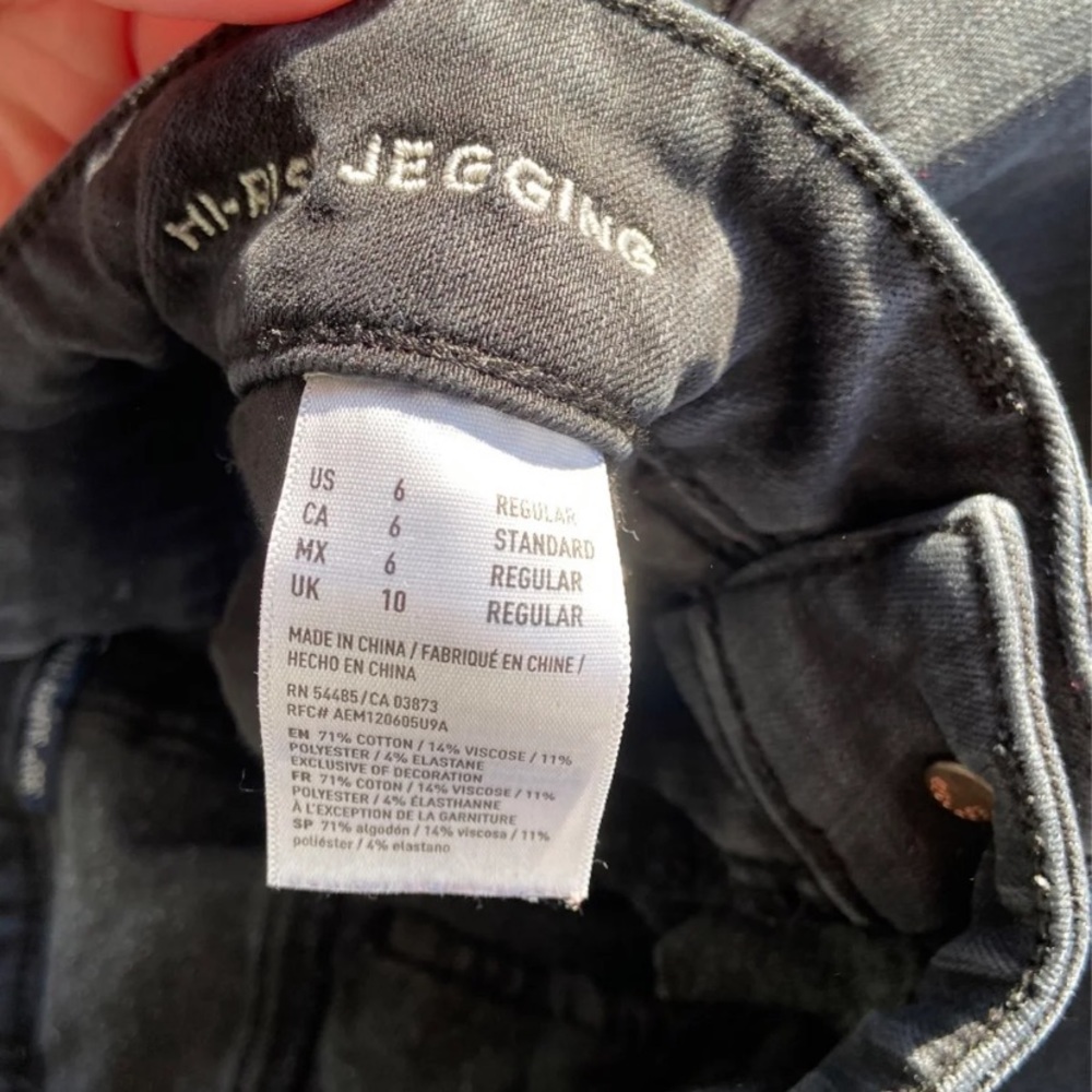 AE High Rise Jeans - Picture 3 of 3